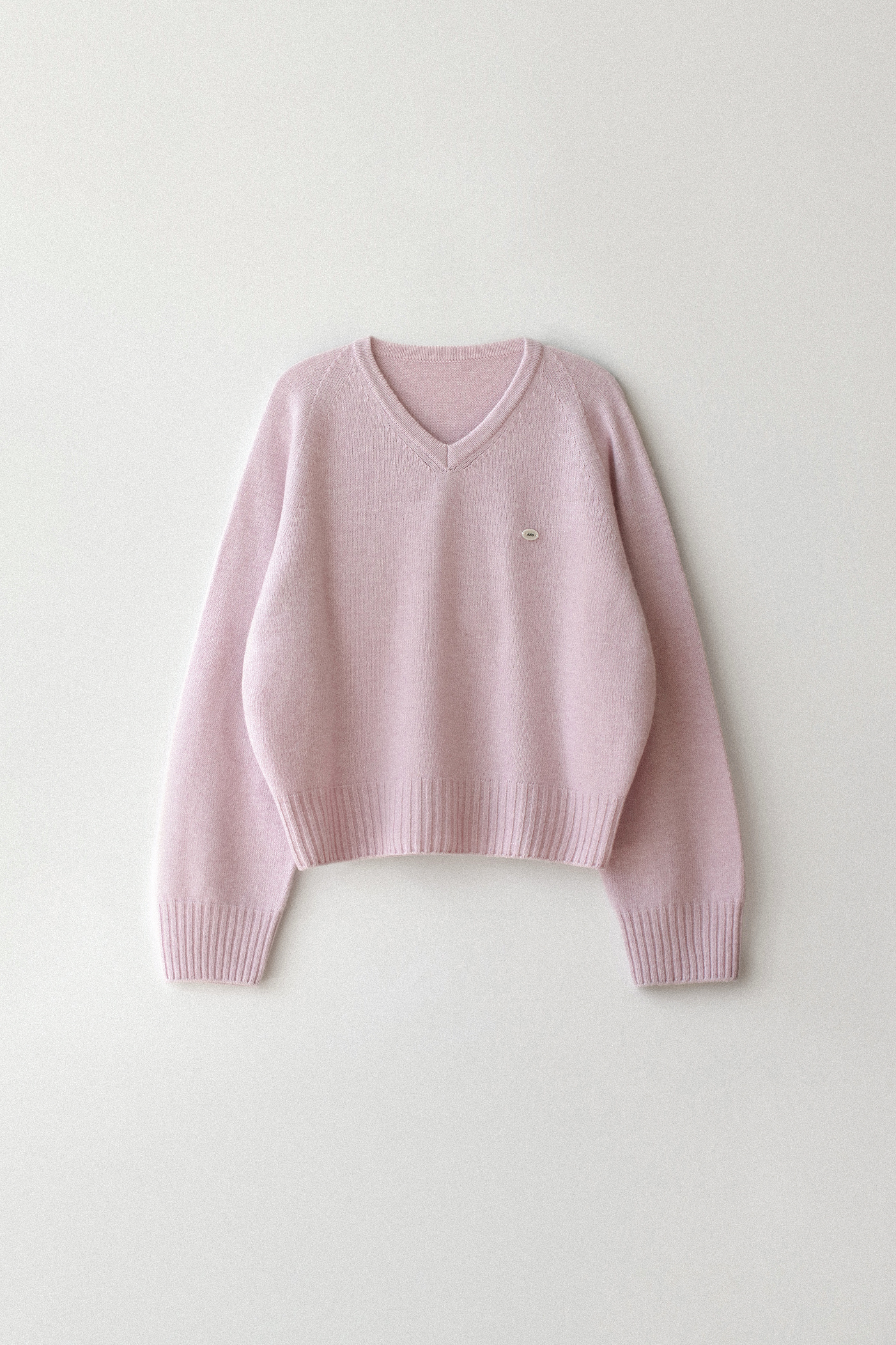 Powder v-neck knit (pink)